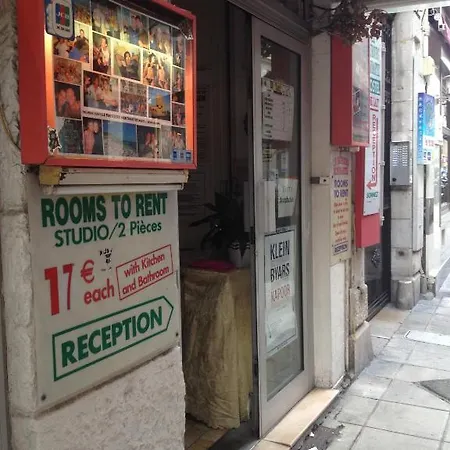 Faubourg Montmartre Hostel *